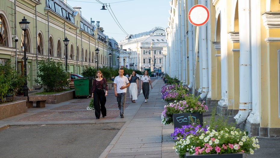 Связываемая с Гуцериевым компания взялась за создание пешеходной зоны на Думской