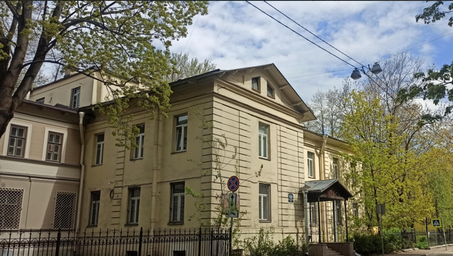 Первый телецентр Петербурга продан за 139 млн рублей