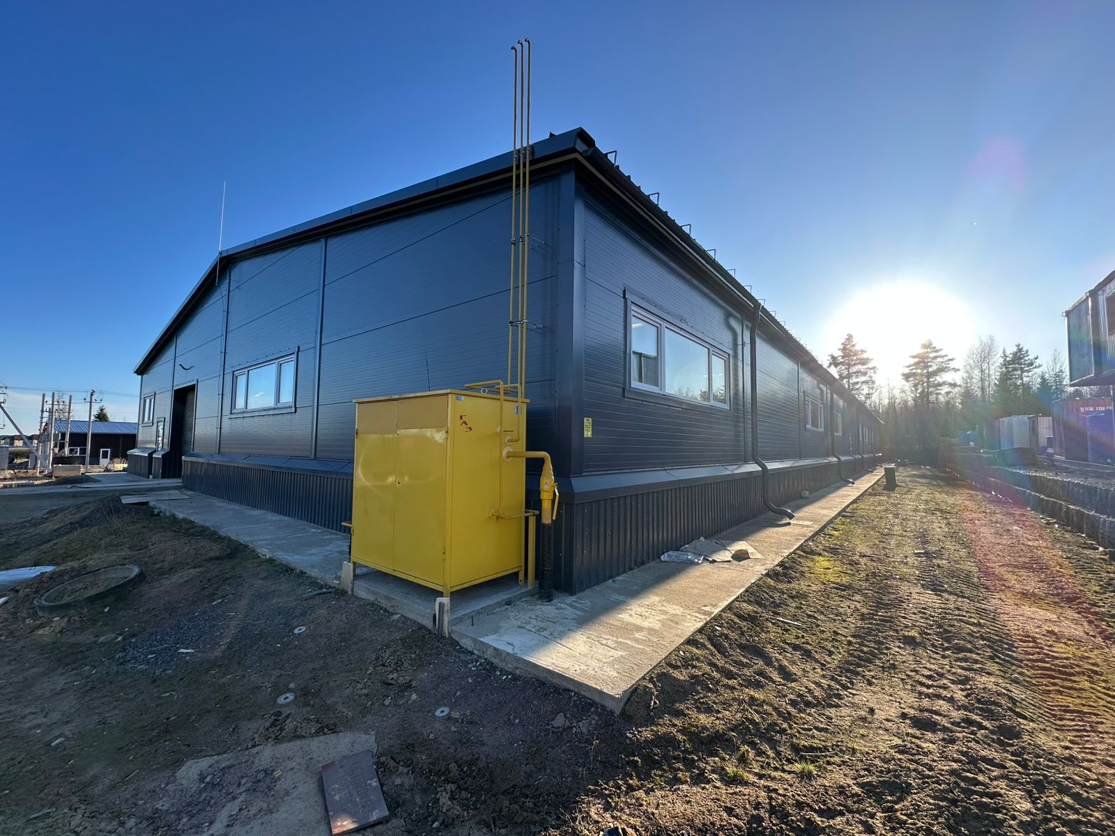 Производственный комплекс в Агалатово (1 804 м2 площадей (с долгосрочным арендатором, окупаемость 5,5 лет))