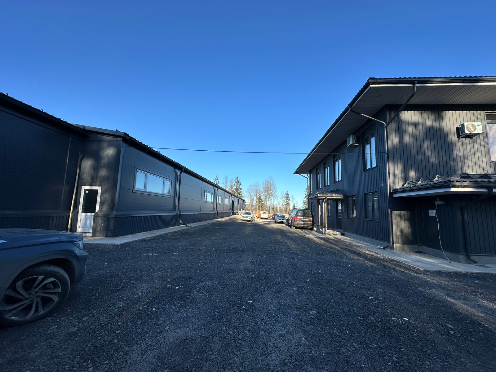 Производственный комплекс в Агалатово (1 804 м2 площадей (с долгосрочным арендатором, окупаемость 5,5 лет))