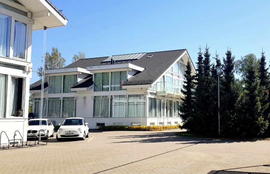 Обособленное здание бизнес-центра в Ольгино