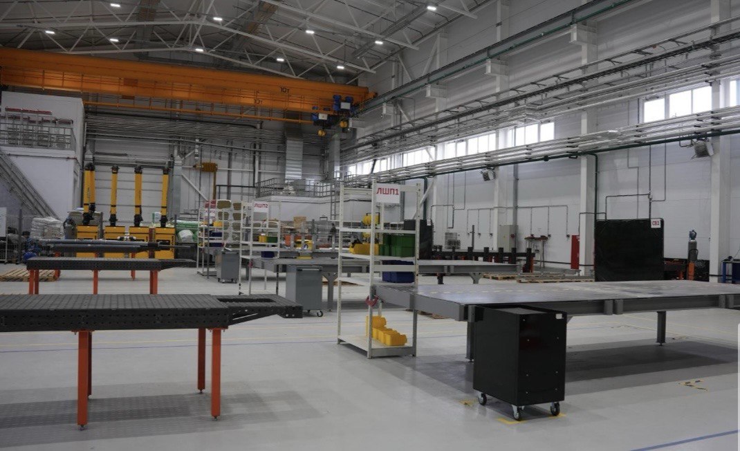 Продажа имущественного комплекса с долгосрочным договором аренды (технопарк Горелово)