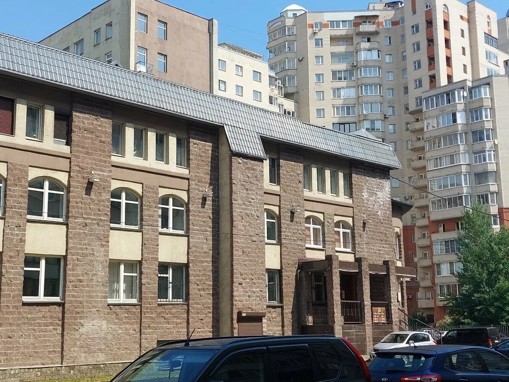 Аренда помещения свободного назначения в Приморском районе Санкт-Петербурга (644,9 м²)