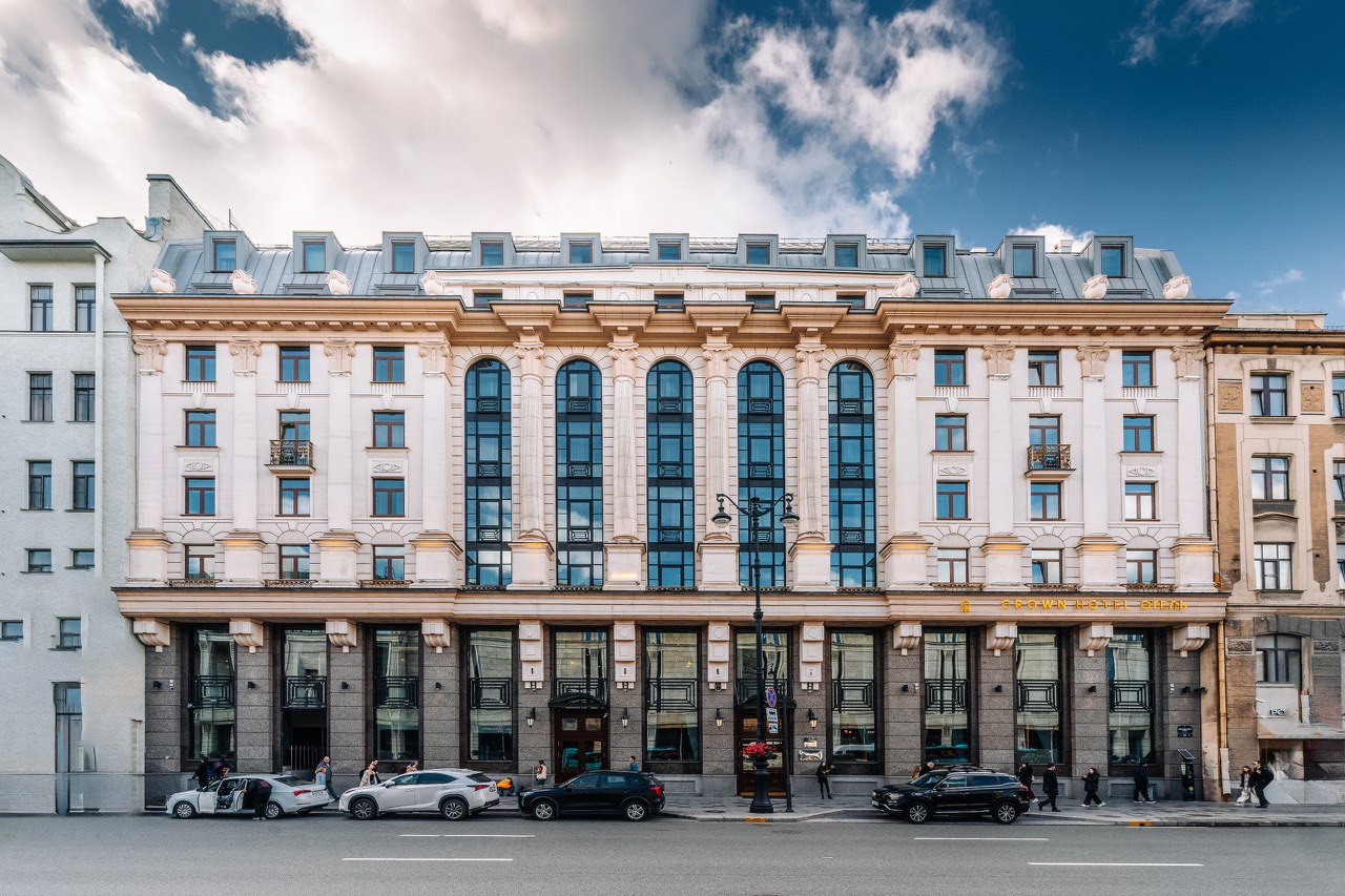 Отель Crown Hotel Санкт-Петербург 4*
