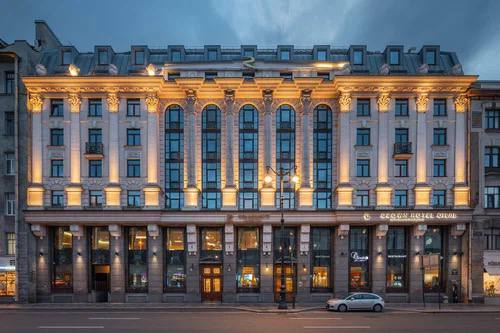 Отель Crown Hotel Санкт-Петербург 4*